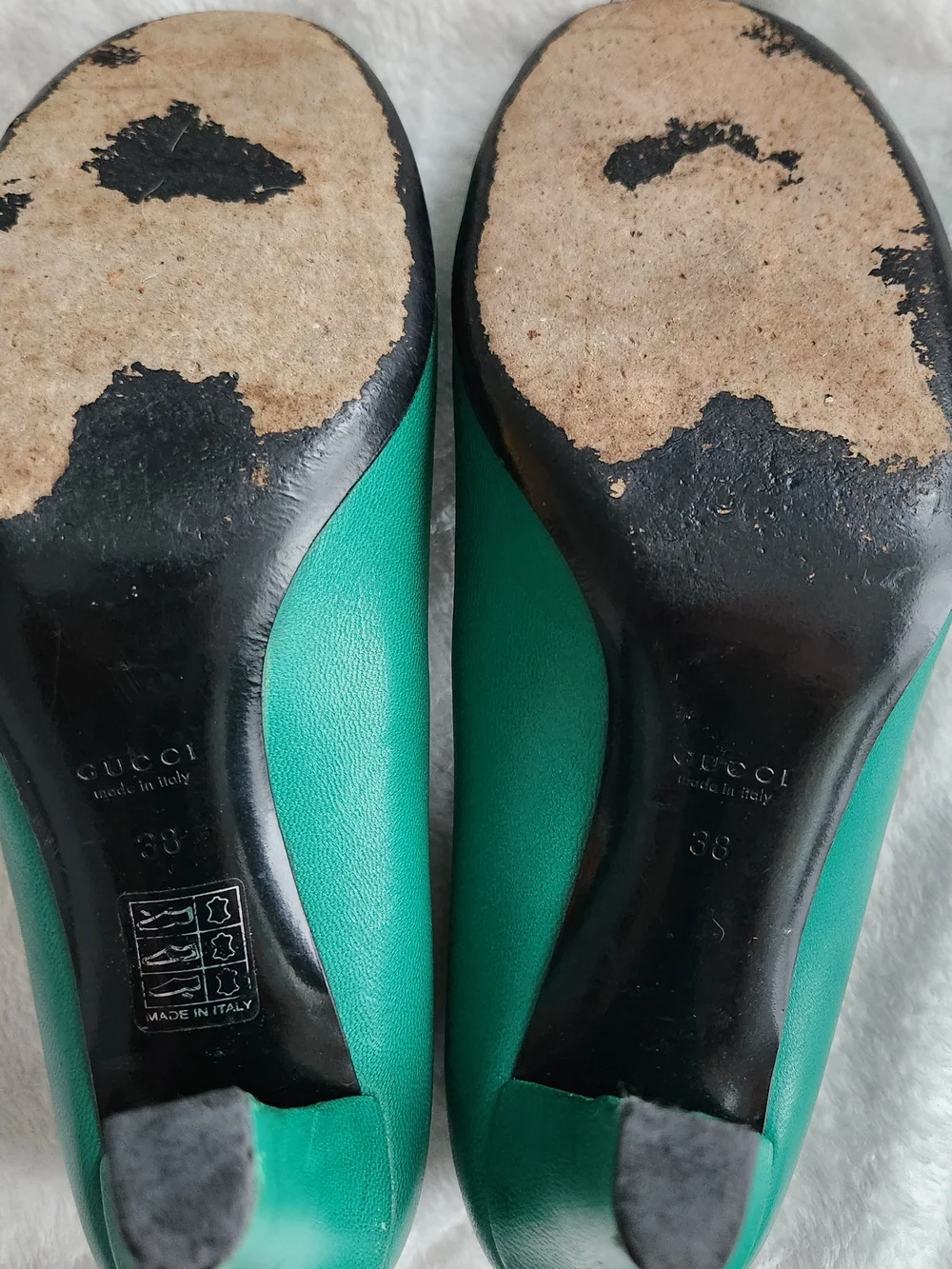 Vintage Gucci Green Leather High Heels Pumps Round Toe Shoes Size 38 US 8 - Picture 8 of 16